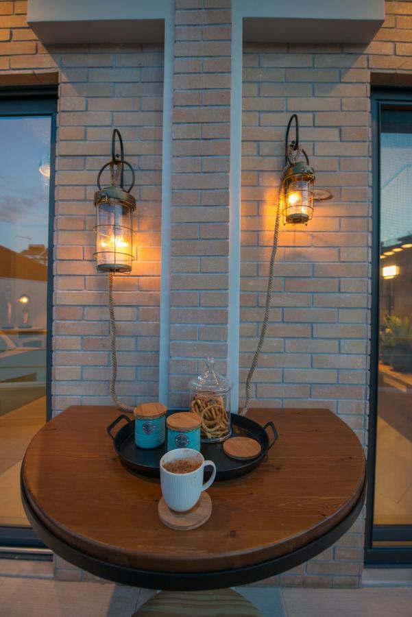 Marios Home, A Cozy And Spacious Apartment Near Downtown 프레베자 외부 사진